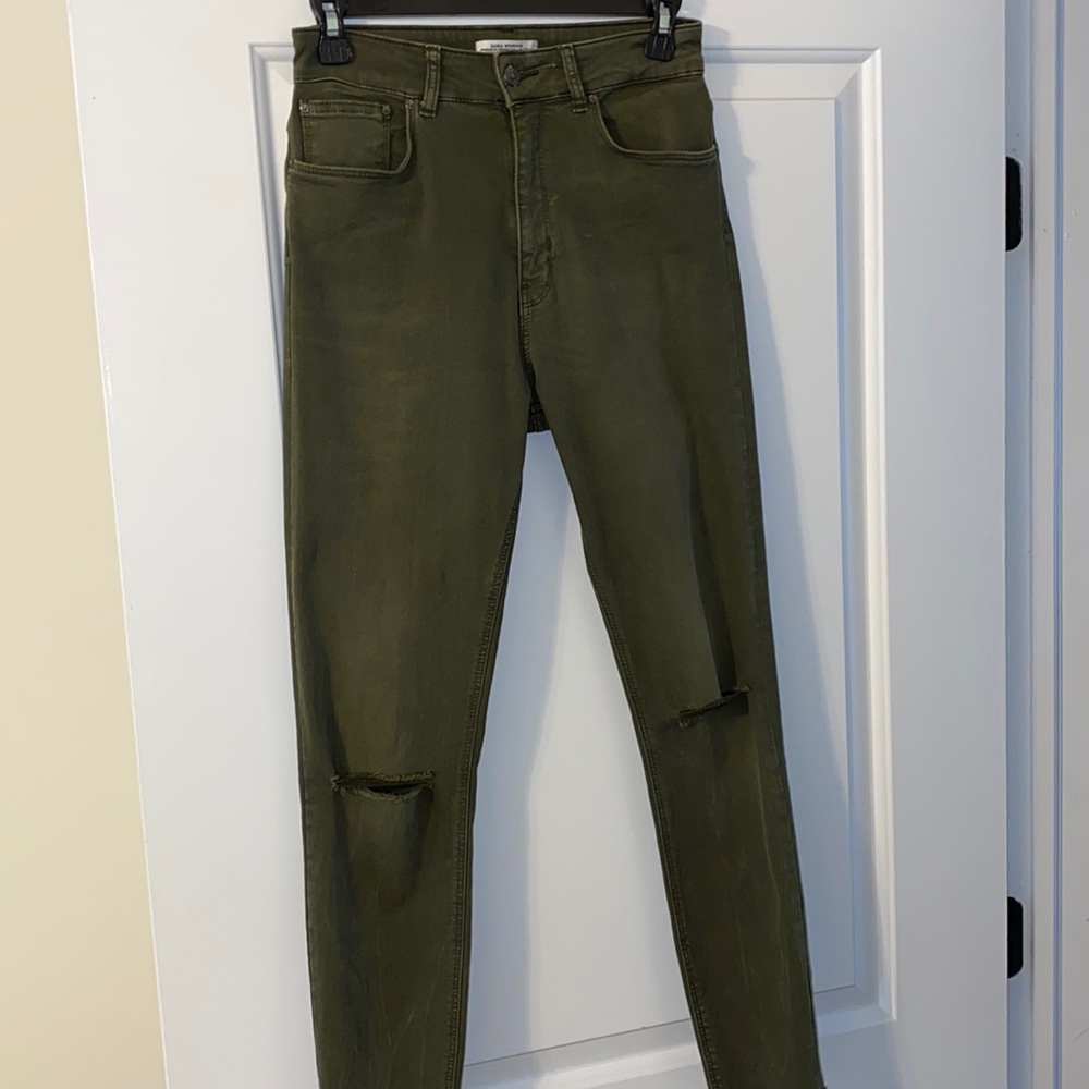 Zara Woman Ripped Skinny Jeans in Khaki Green